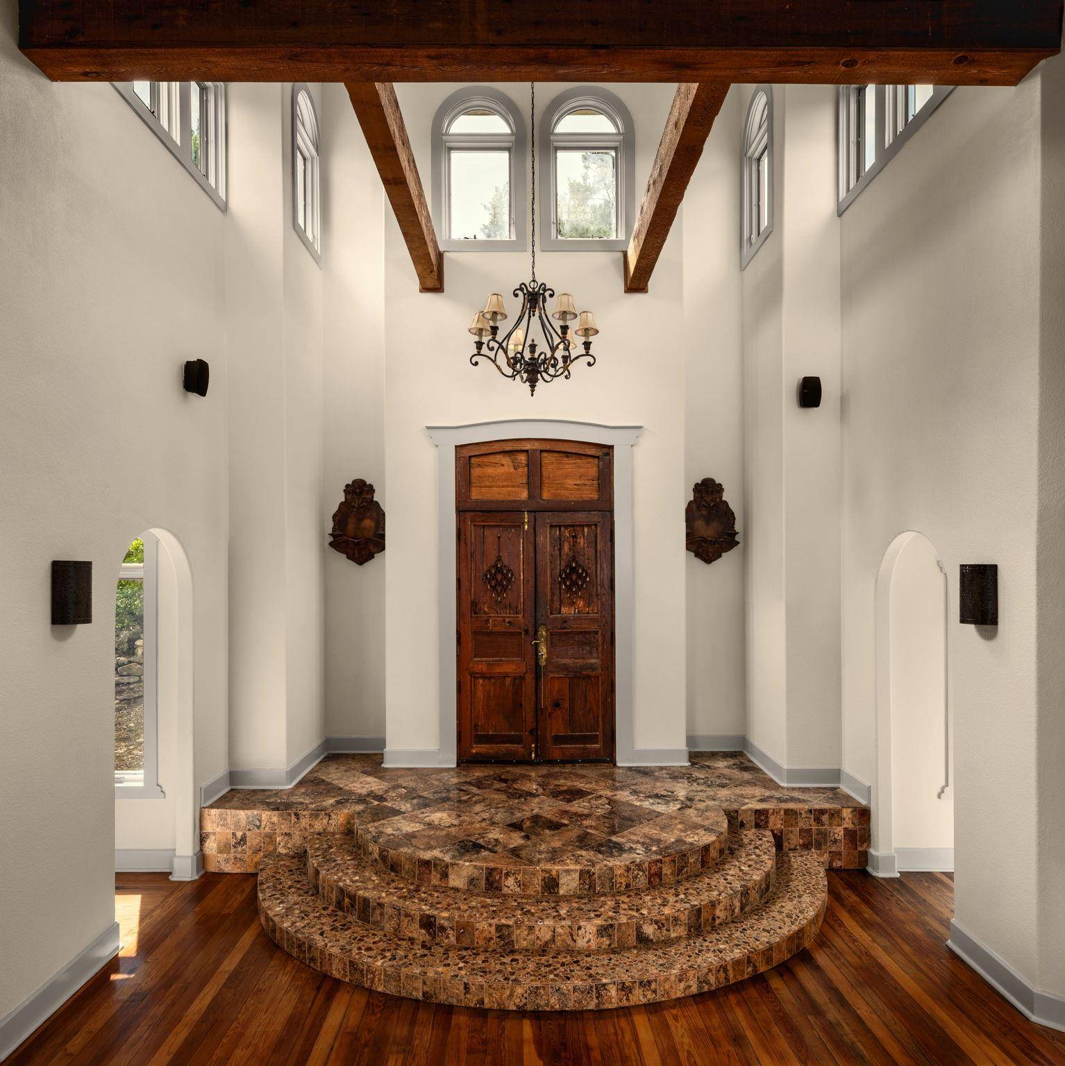 521 Rancho Grande DR, Wimberley, TX 78676