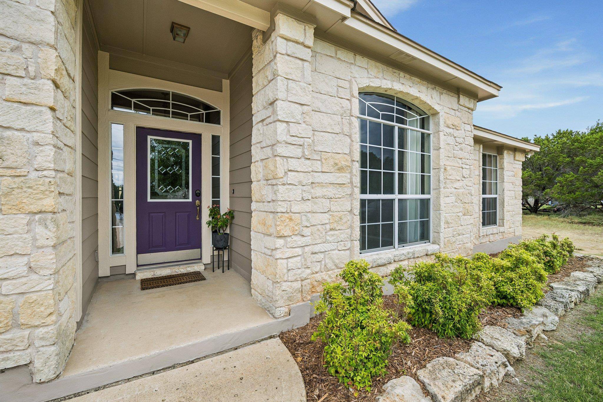 20701 Camel Back ST, Lago Vista, TX 78645