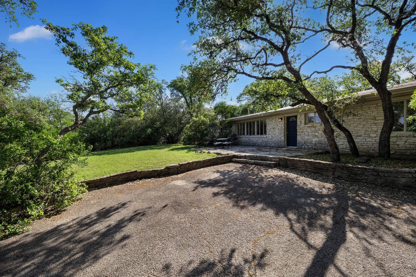 2905 Stratford DR, Austin, TX 78746