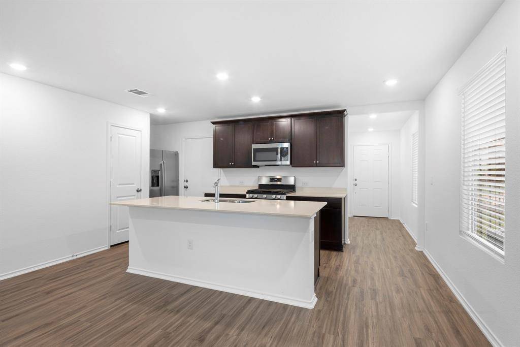 7136 Spotted Leaf WAY, Del Valle, TX 78617