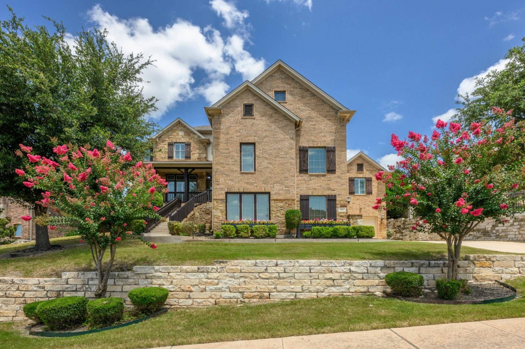 490 Aspen DR, Austin, TX 78737