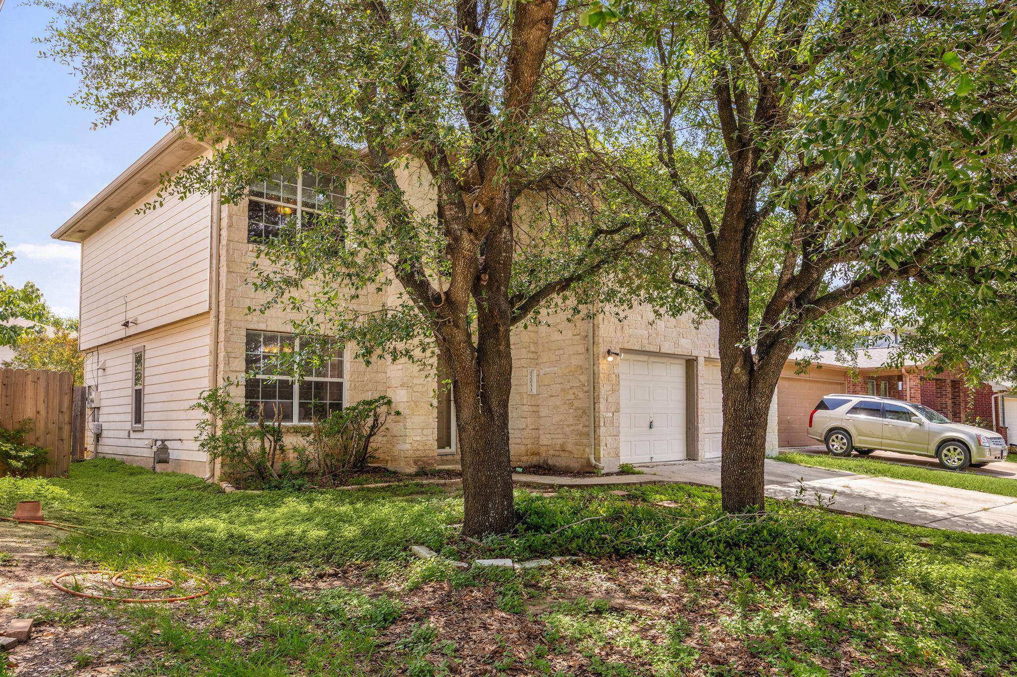 12033 Kilmartin LN, Austin, TX 78754