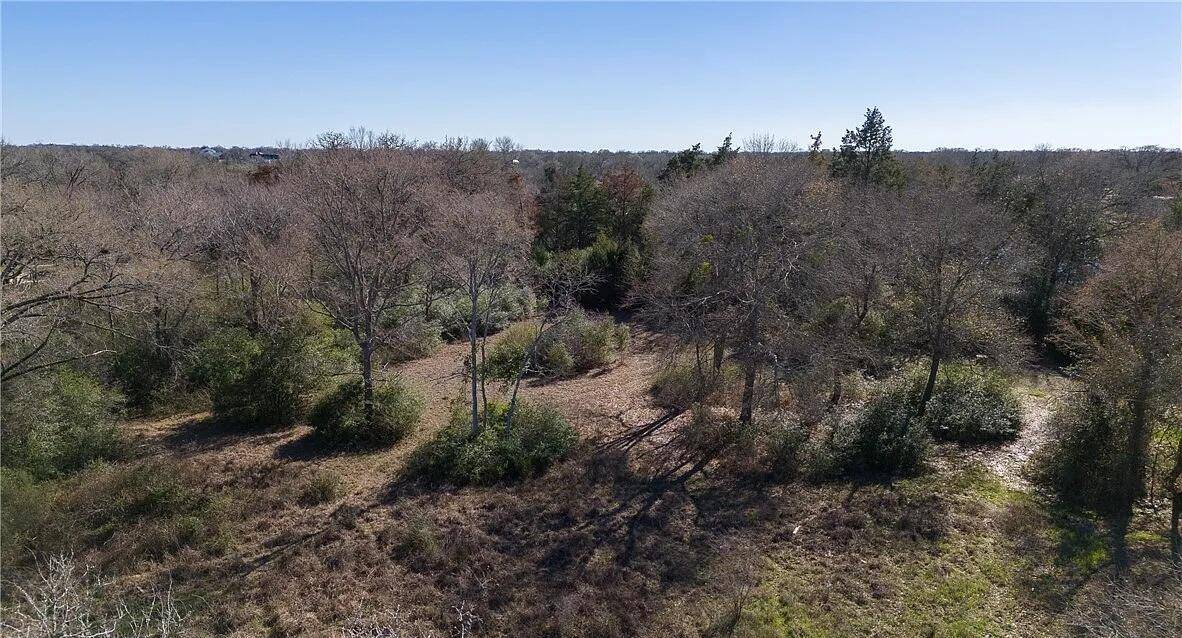 7598 Field Creek Estates DR, Bryan, TX 77808