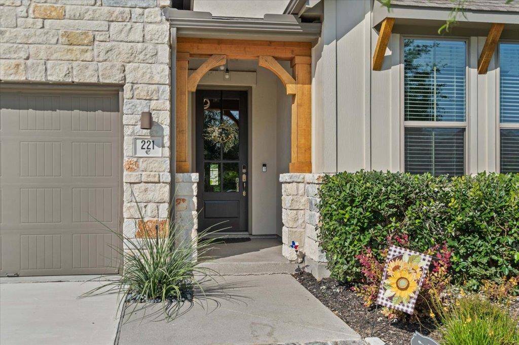 221 Iron Creek WAY, Kyle, TX 78640