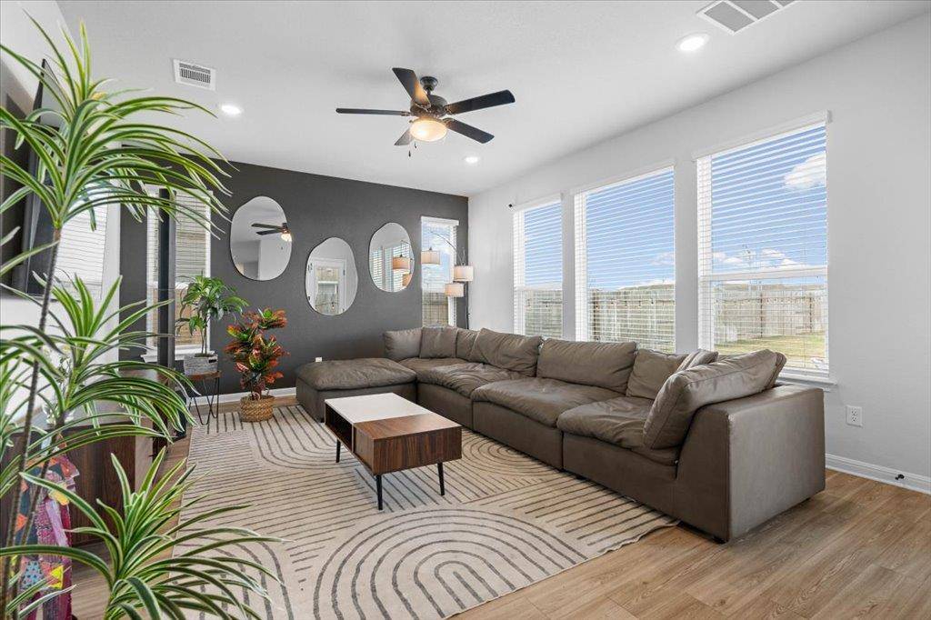 2120 Alice Jay WAY, Round Rock, TX 78665