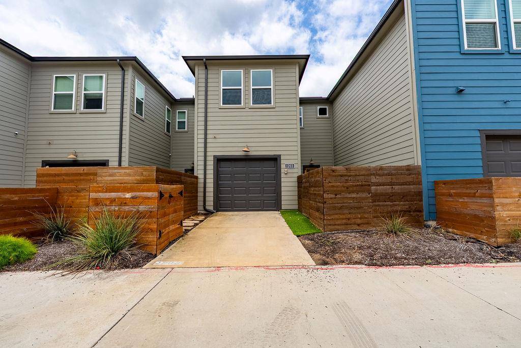 9015 Cattle Baron PATH #1203, Austin, TX 78747