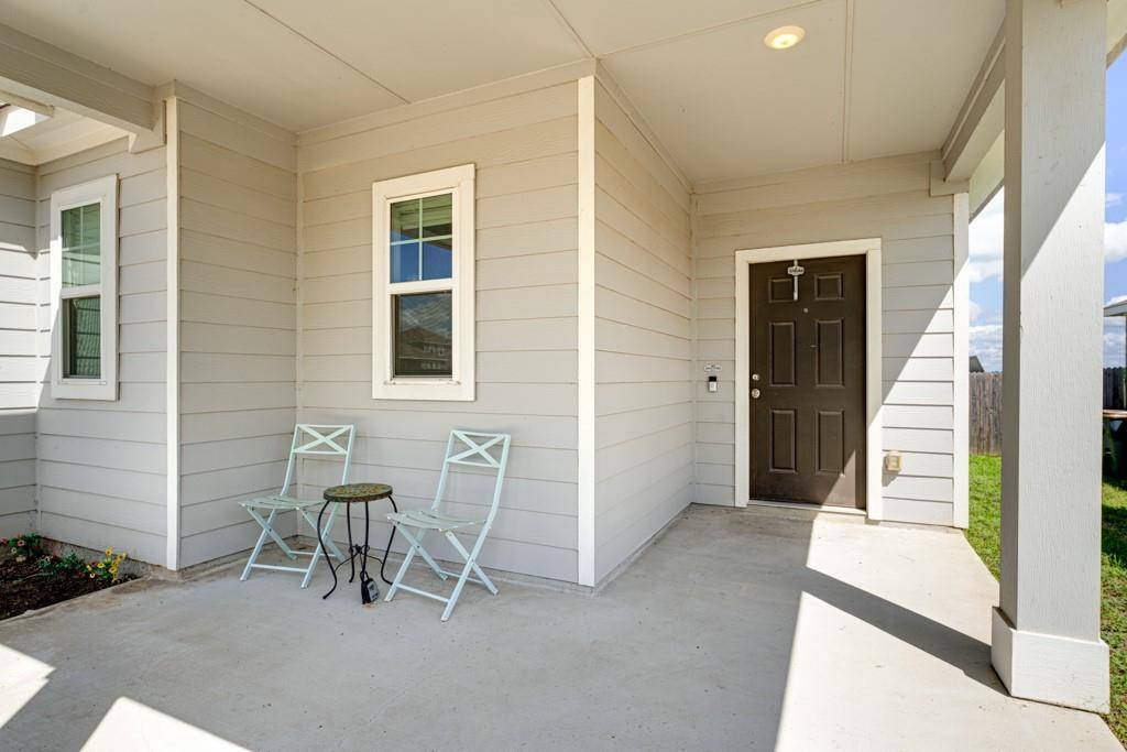 151 Shiro DR, Kyle, TX 78640