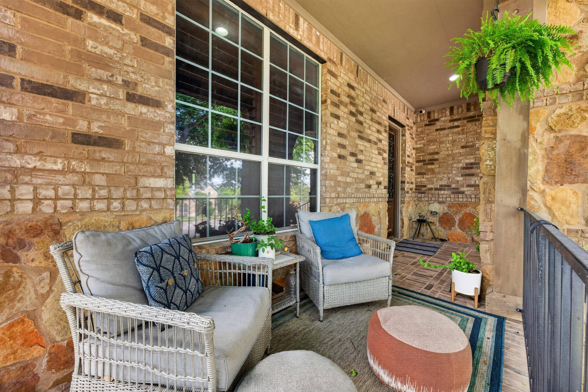180 Granite LN, Austin, TX 78737