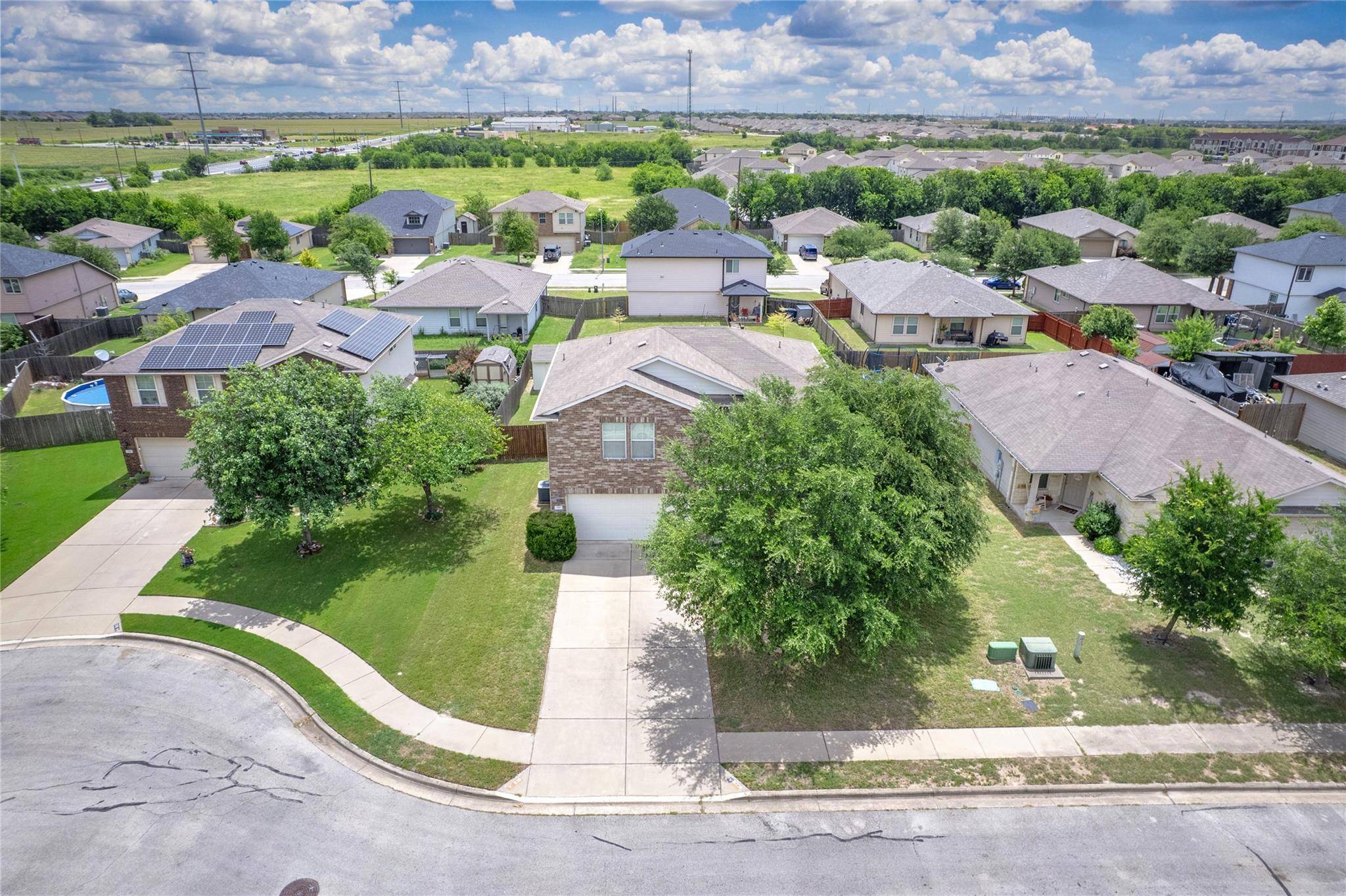 316 Lidell ST, Hutto, TX 78634