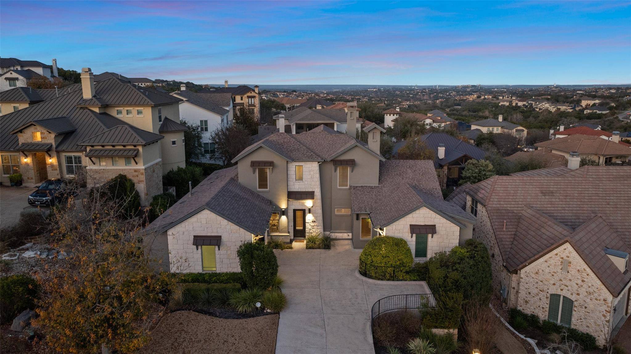 905 Madison Fork DR, Austin, TX 78738
