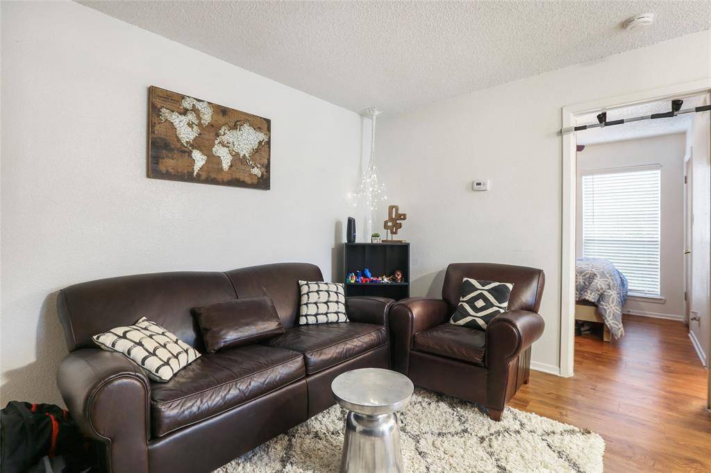 2803 Hemphill PARK #B-201, Austin, TX 78705