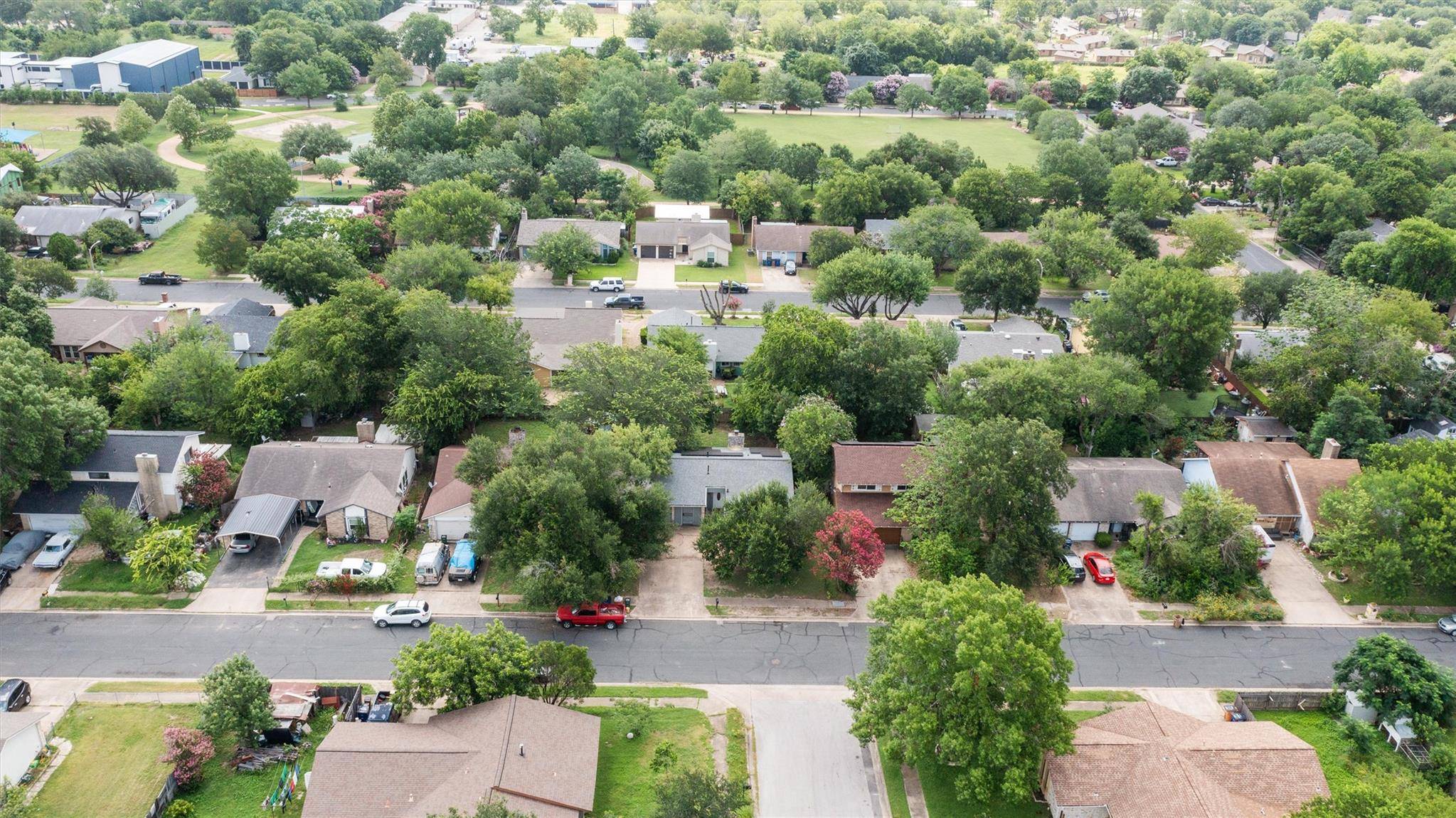 4809 BAYSIDE DR, Austin, TX 78744