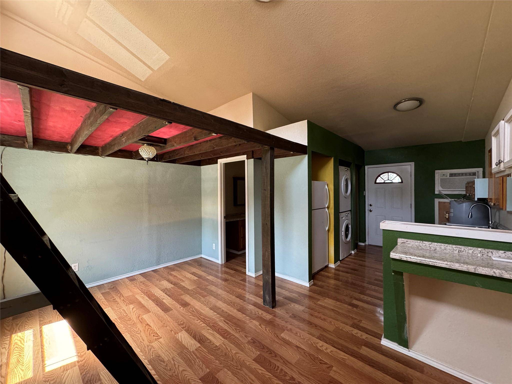 1108 W McCarty LN #C, San Marcos, TX 78666