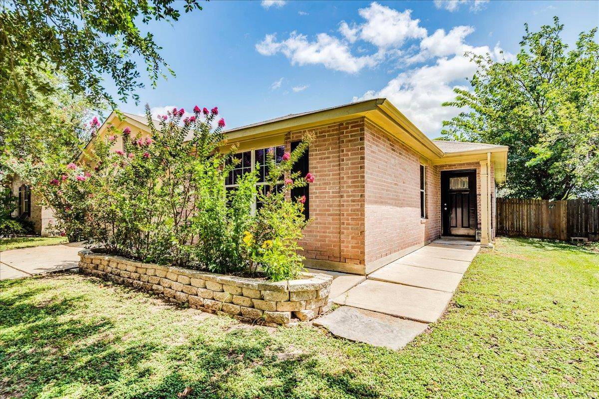 981 Goldenrod ST, Kyle, TX 78640