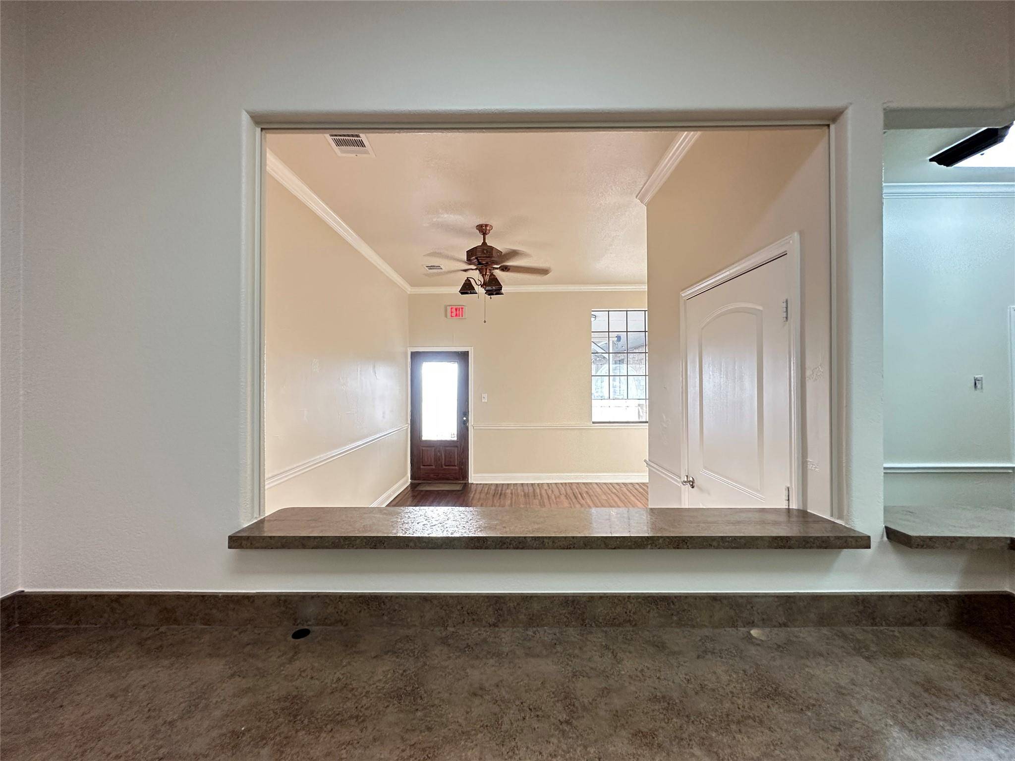 305 Limestone TER #C3, Jarrell, TX 76537