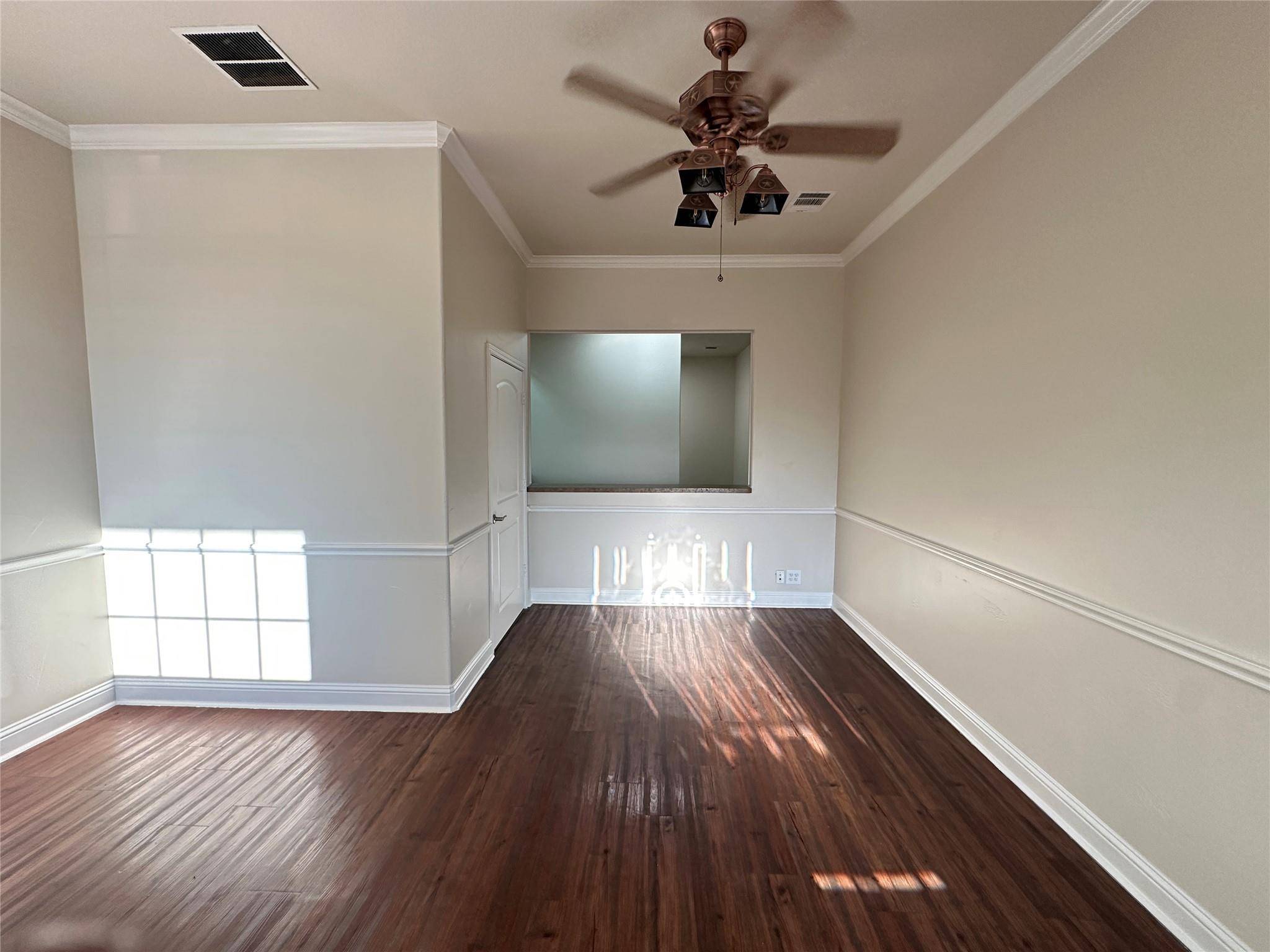 305 Limestone TER #C3, Jarrell, TX 76537