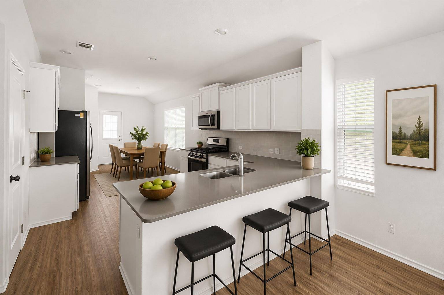 120 Milliner LOOP, Hutto, TX 78634