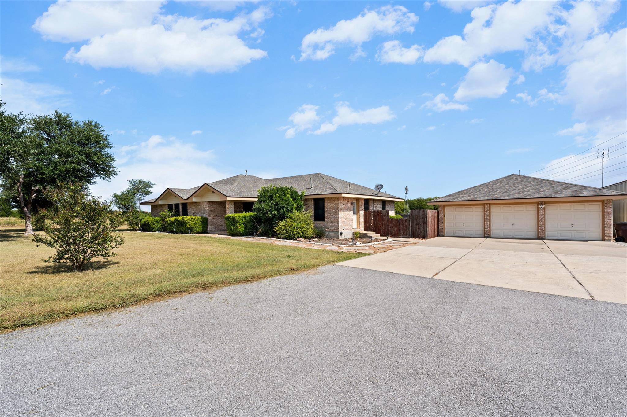 1512 Panther LOOP, Pflugerville, TX 78660