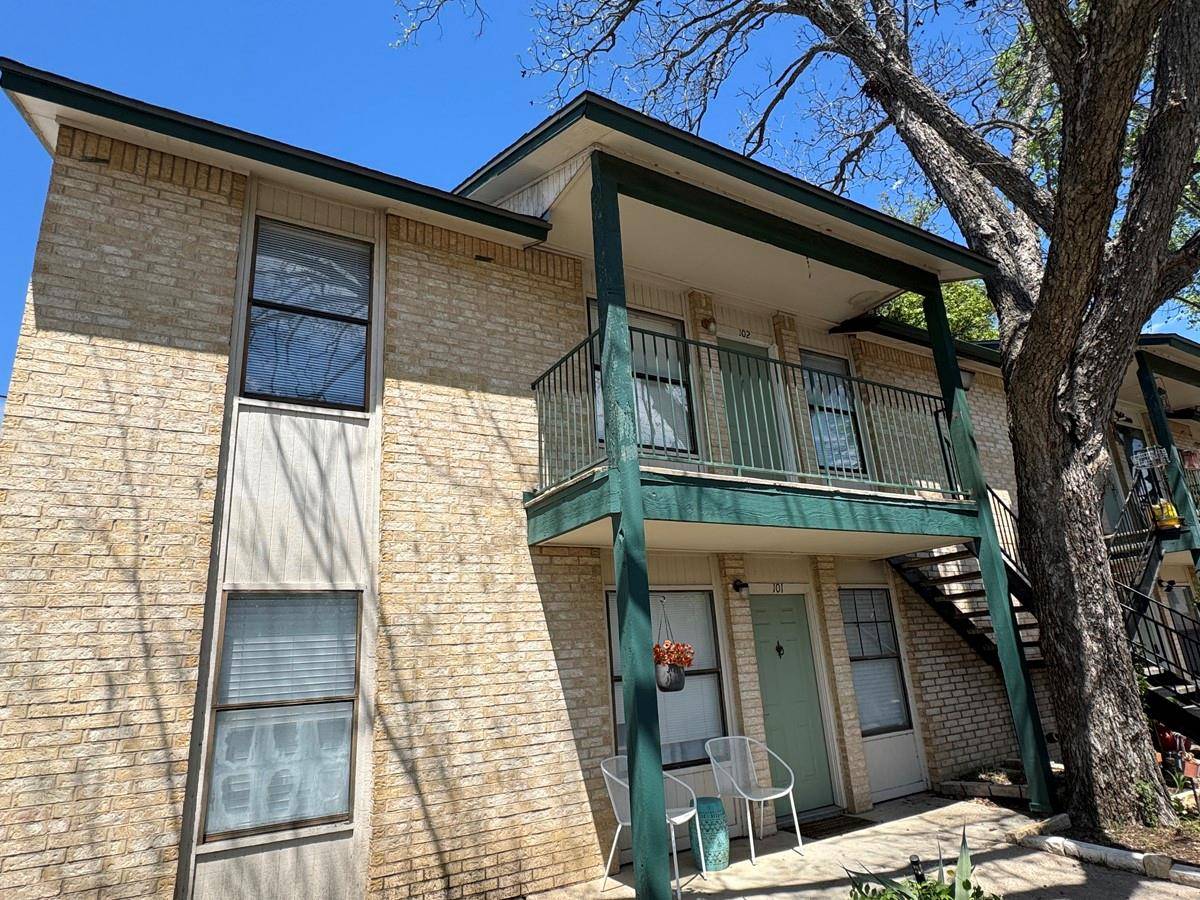 1624 Aquarena Springs DR #A102, San Marcos, TX 78666