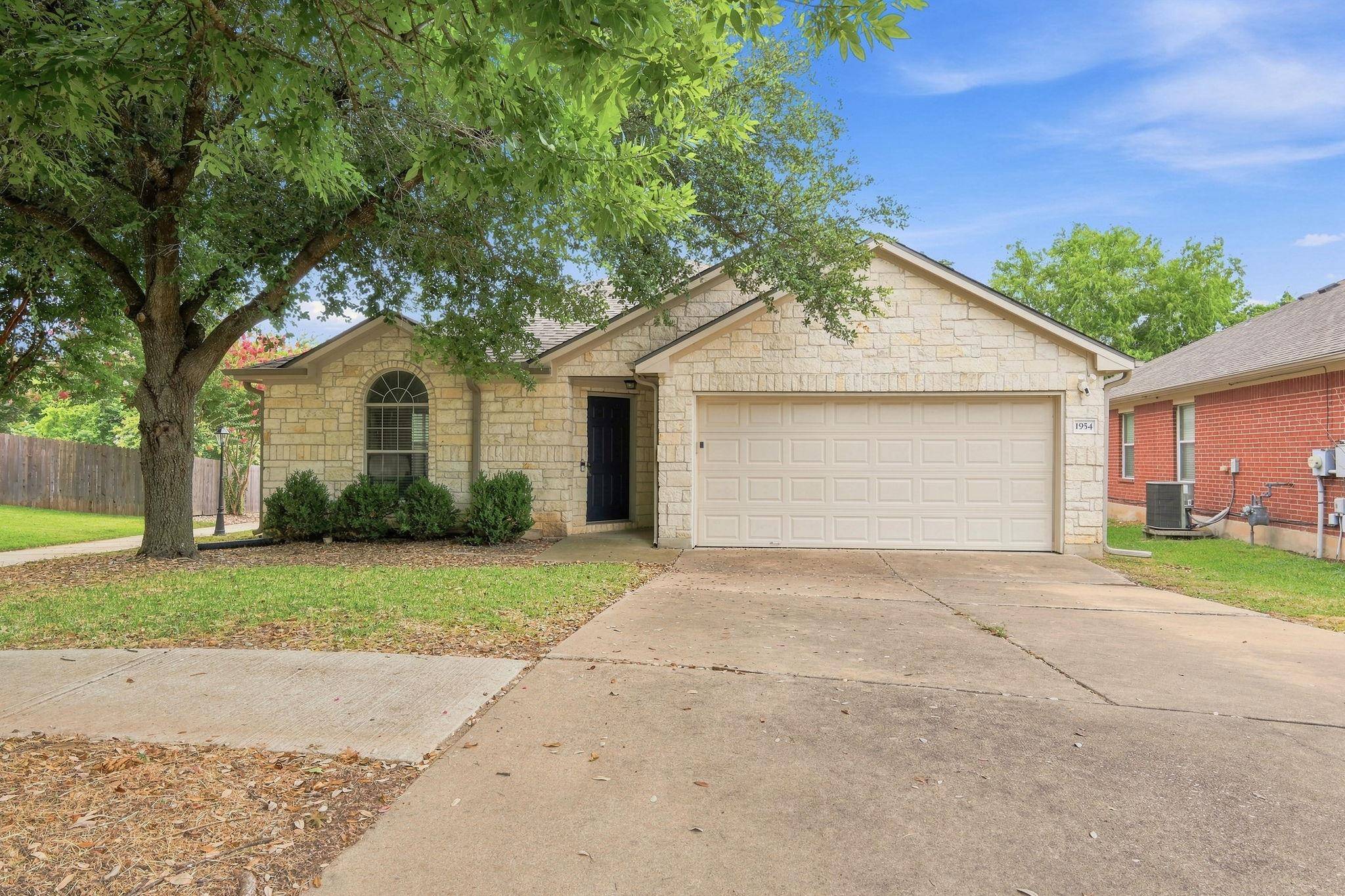 1954 Rachel LN, Round Rock, TX 78664