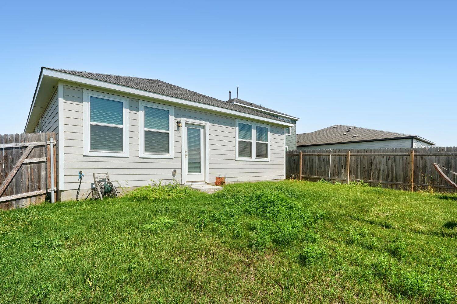 13216 Desert Orchid DR, Buda, TX 78610