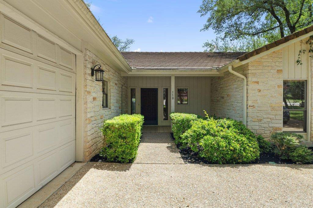 110 Blue Jay DR, Lakeway, TX 78734