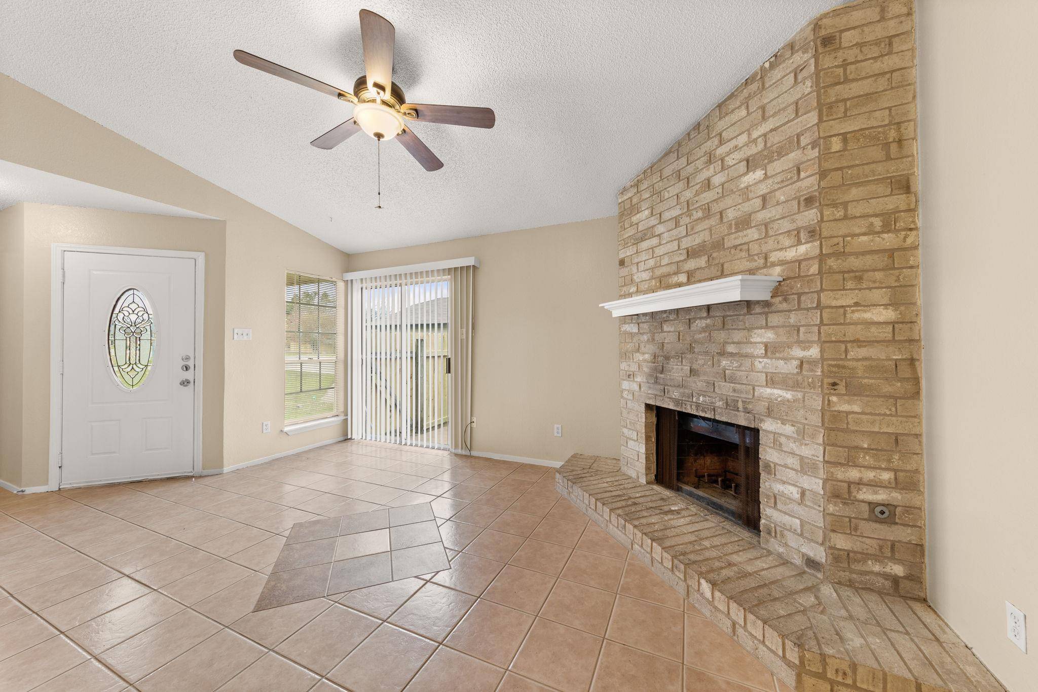 313 Greenlawn BLVD, Round Rock, TX 78664