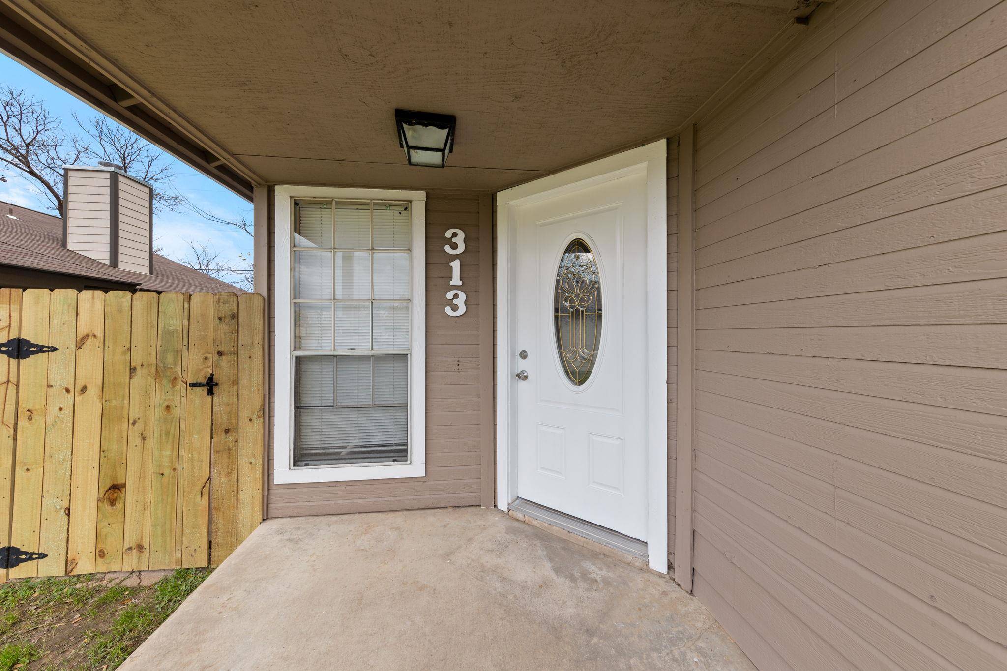 313 Greenlawn BLVD, Round Rock, TX 78664