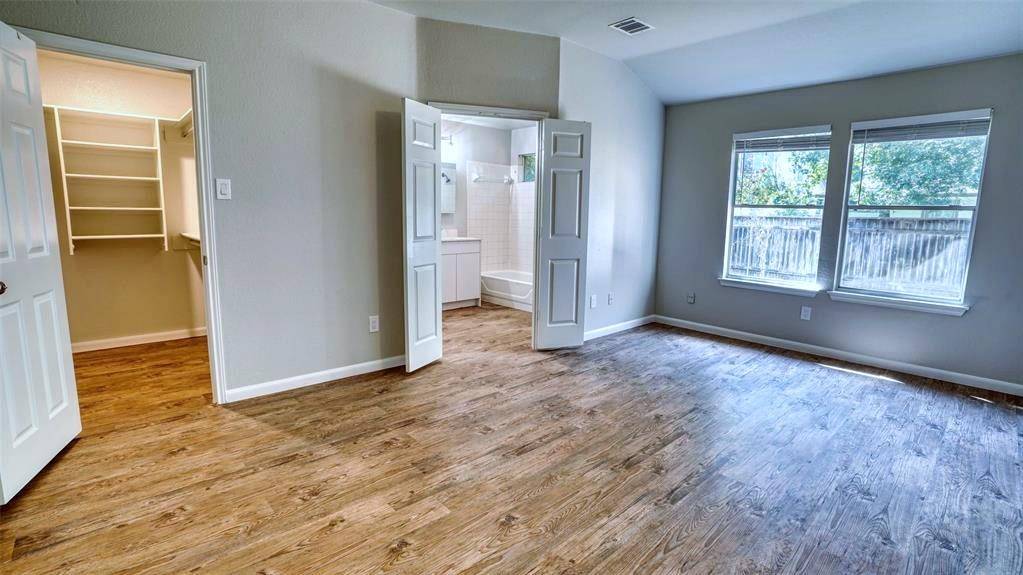711 House Creek DR, Leander, TX 78641