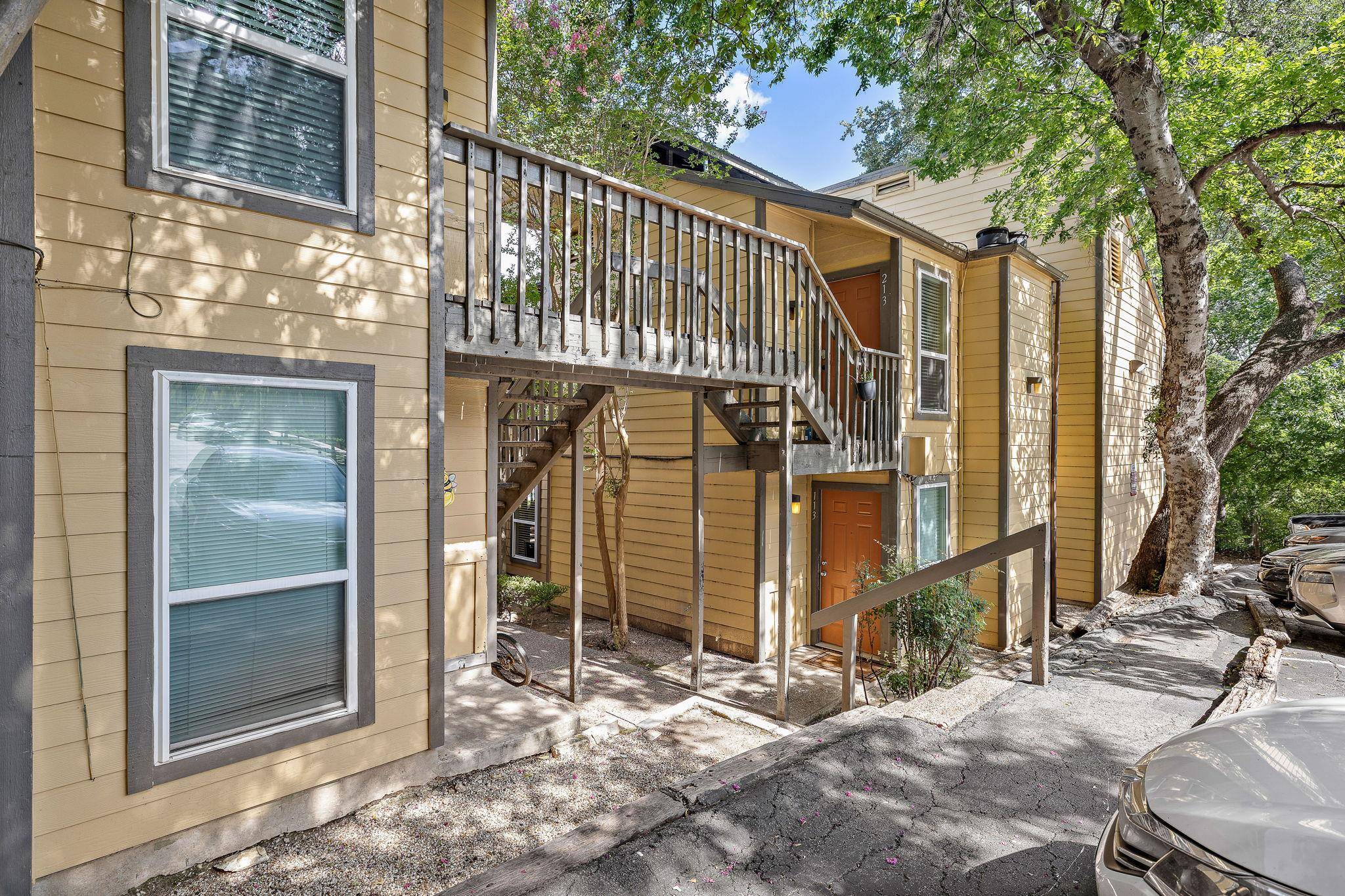 1000 W 26th ST #213, Austin, TX 78705