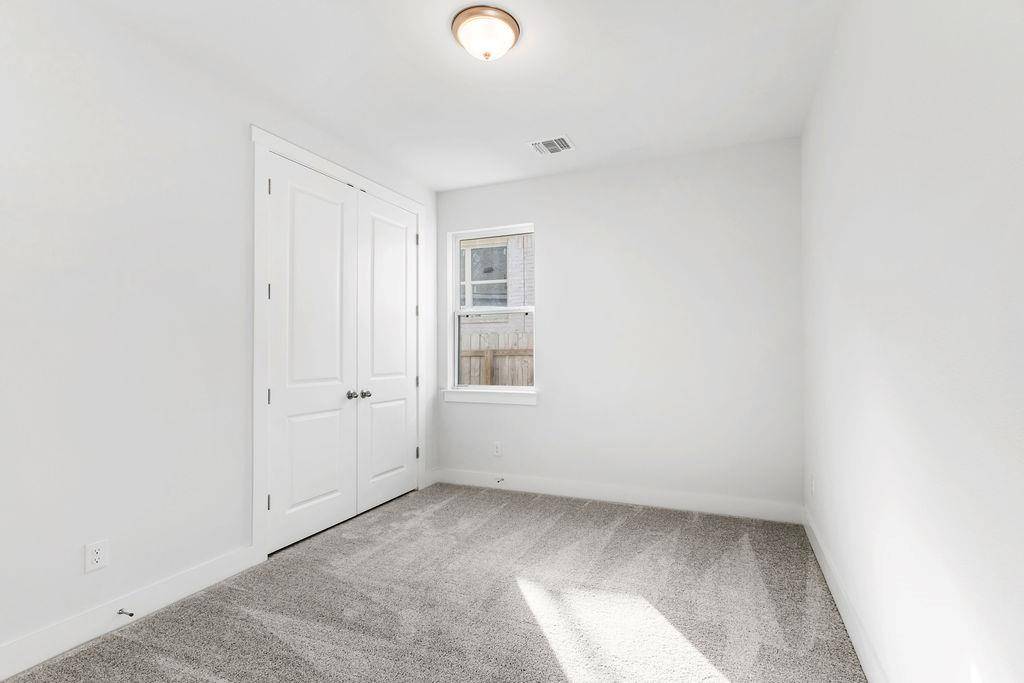 8510 Red Bottle Brush RD, Lago Vista, TX 78645