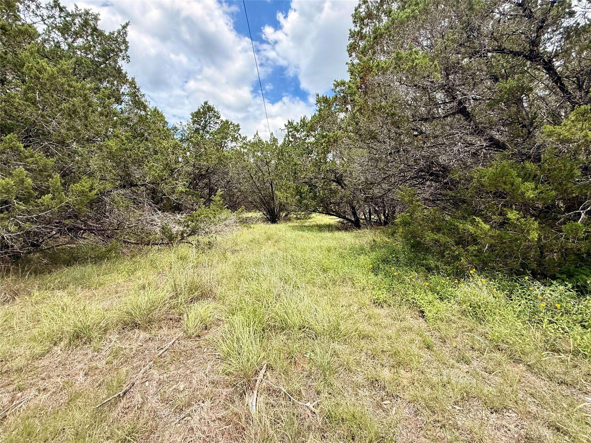 623 Las Colinas DR, Wimberley, TX 78676