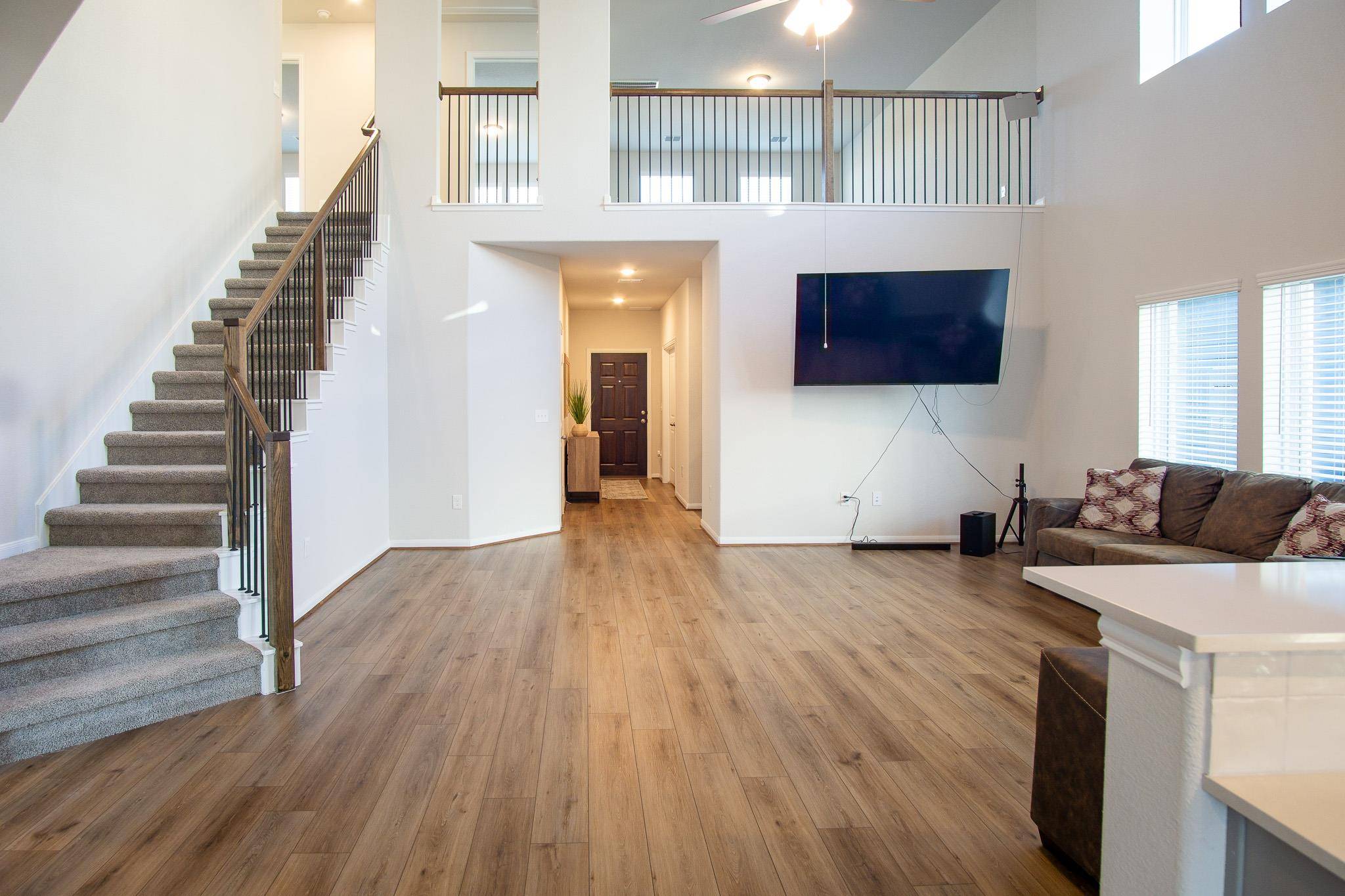 130 Yellowstone DR, Kyle, TX 78640