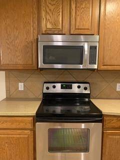 2913 Inks Lake DR, Pflugerville, TX 78660
