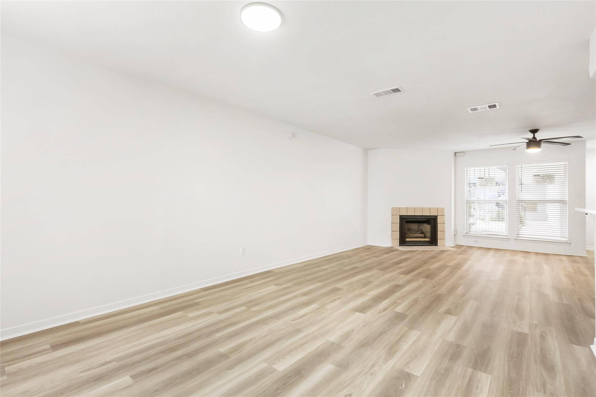 923 E 41st ST #105, Austin, TX 78751