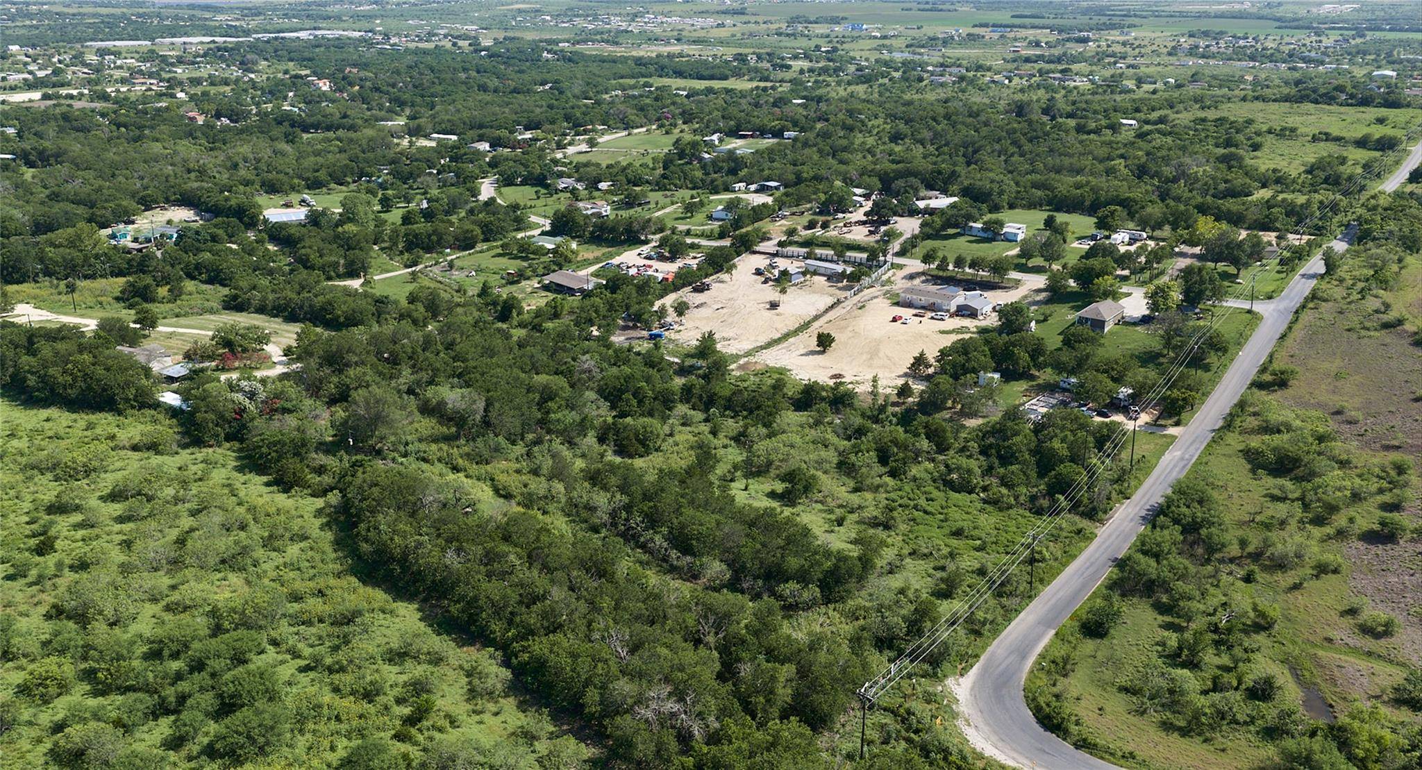 1400 Williamson RD, Kyle, TX 78640