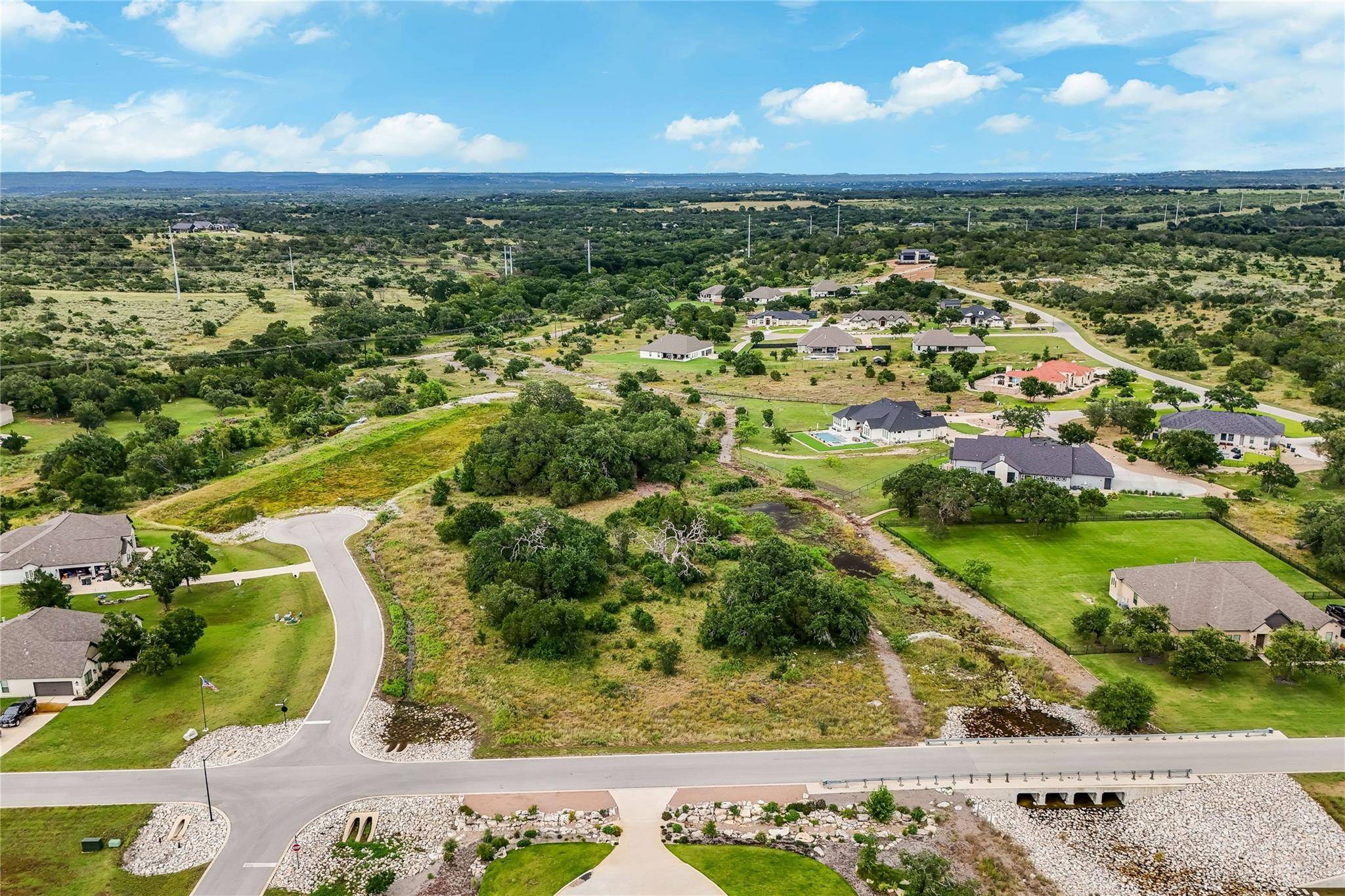 123 Williams WAY, Spicewood, TX 78669
