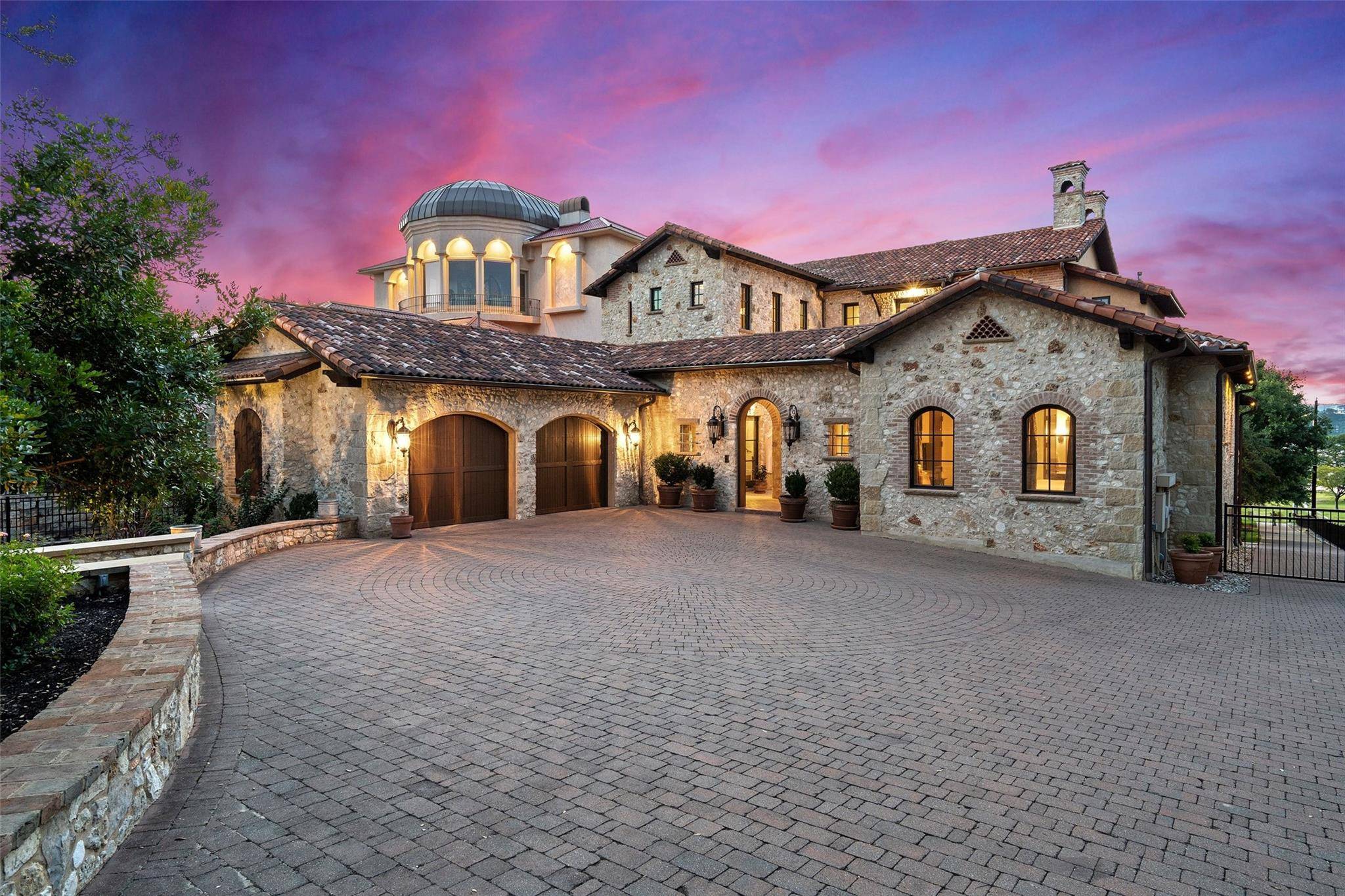 16714 Forest WAY, Austin, TX 78734