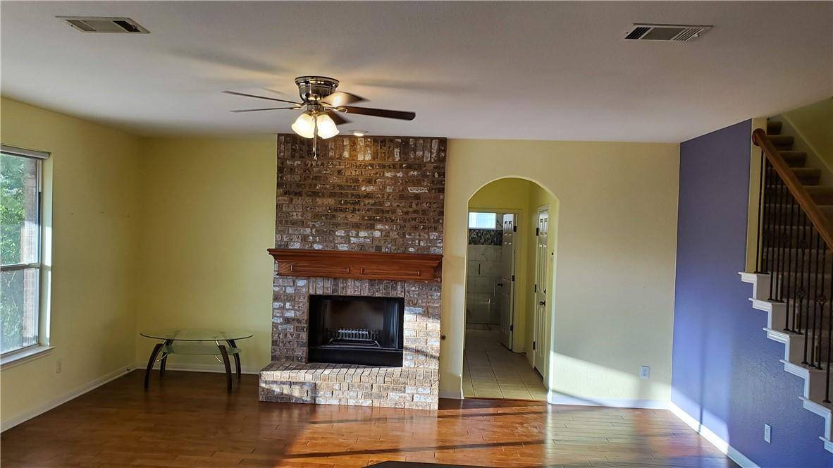 9421 Lisi Anne DR, Austin, TX 78717