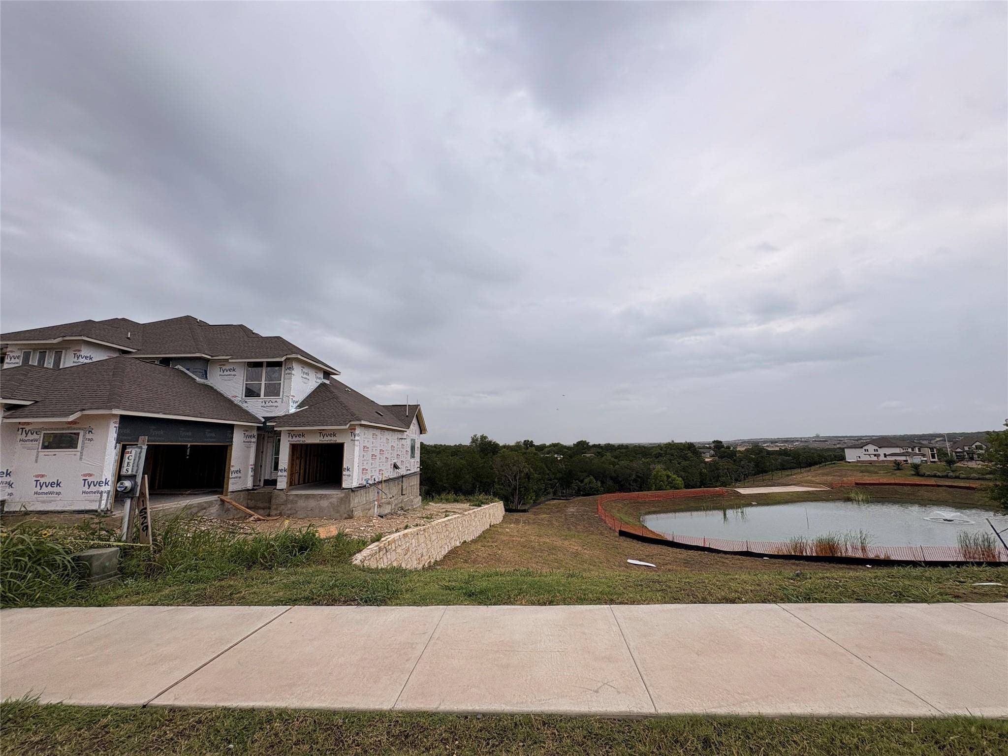 1529 Jolie Rose BND, Leander, TX 78641