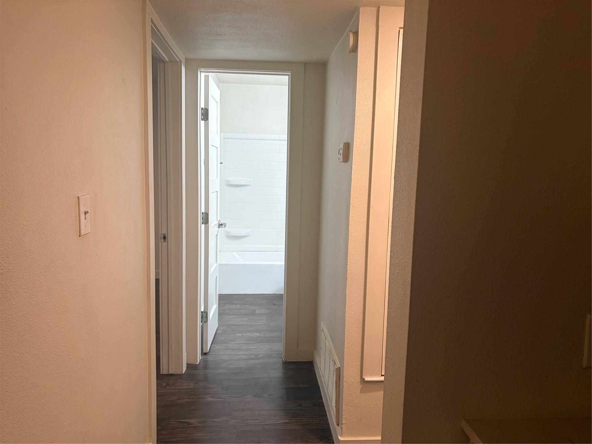 3503 Harmon Ave #102, Austin, TX 78705