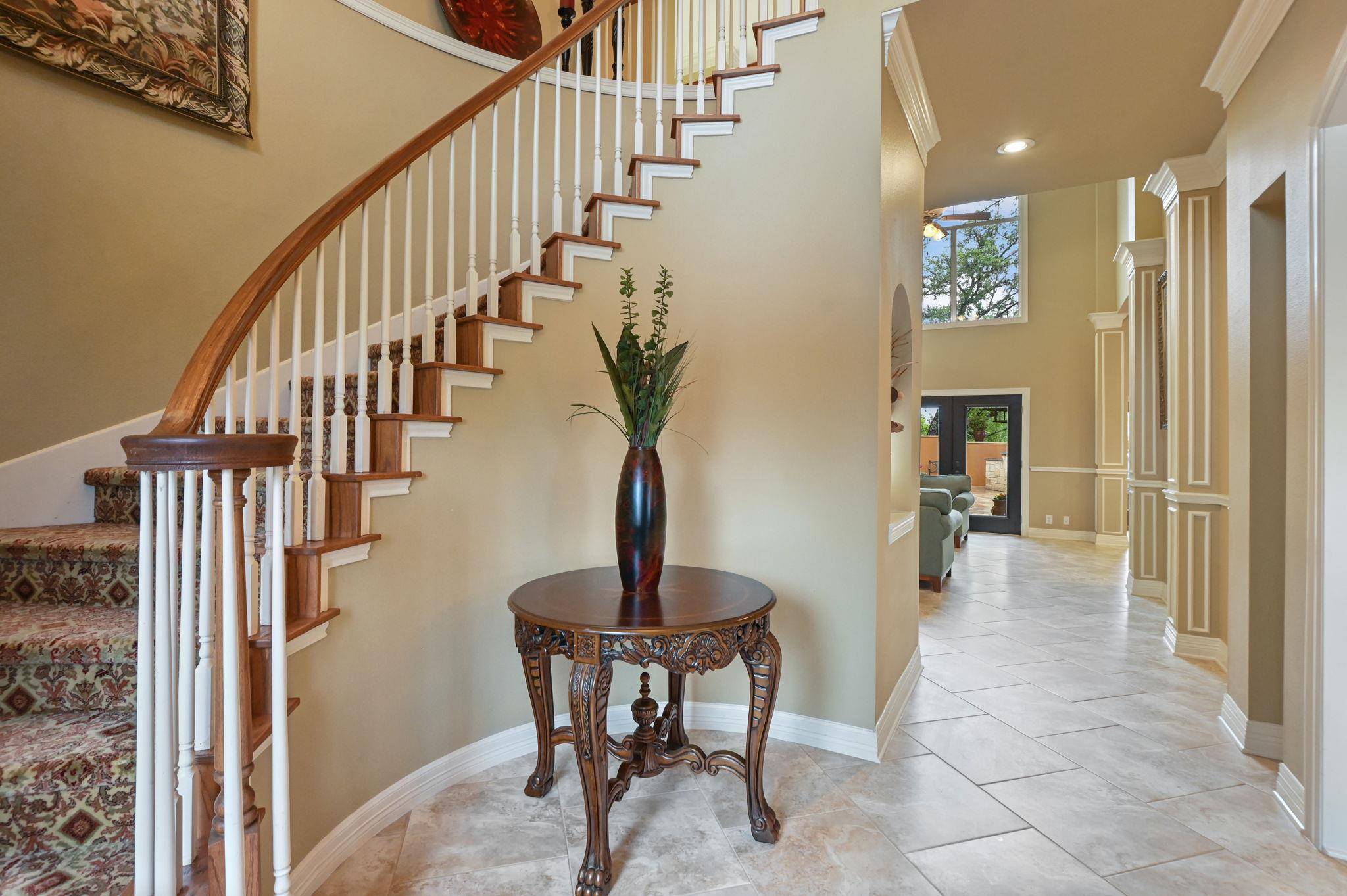 215 Tellus ST, Lakeway, TX 78734