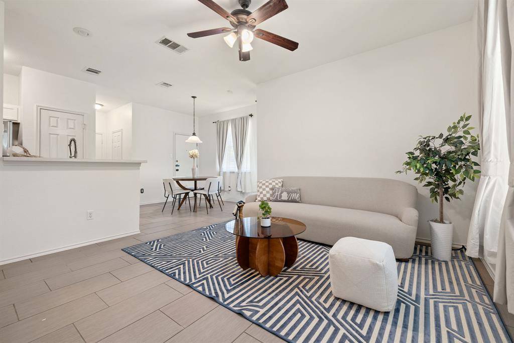 14525 Harris Ridge BLVD #B, Pflugerville, TX 78660