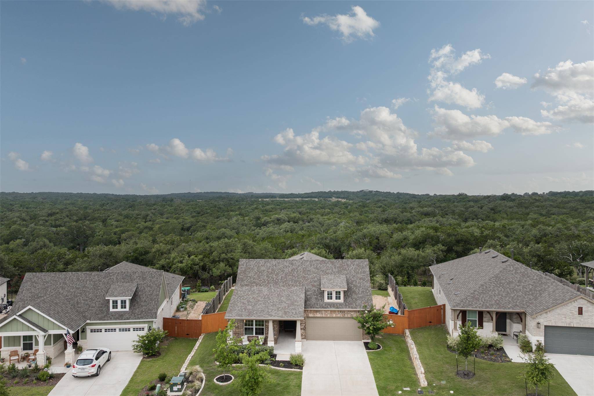 293 Barnhill LOOP, Dripping Springs, TX 78620