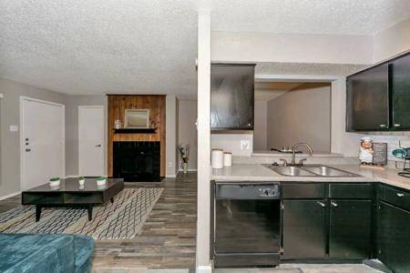 500 E Loop 820 #1207, Arlington, TX 76112