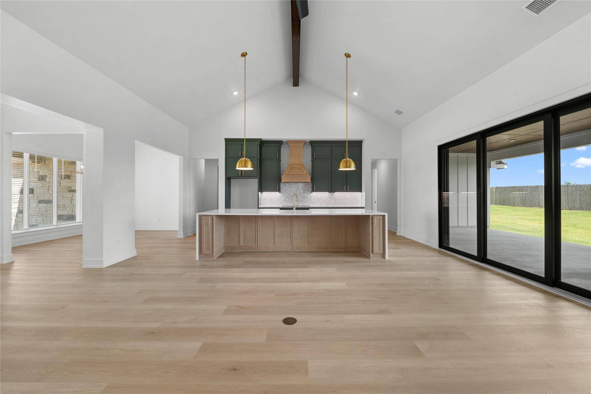 6762 Kings Mill DR, Salado, TX 76571