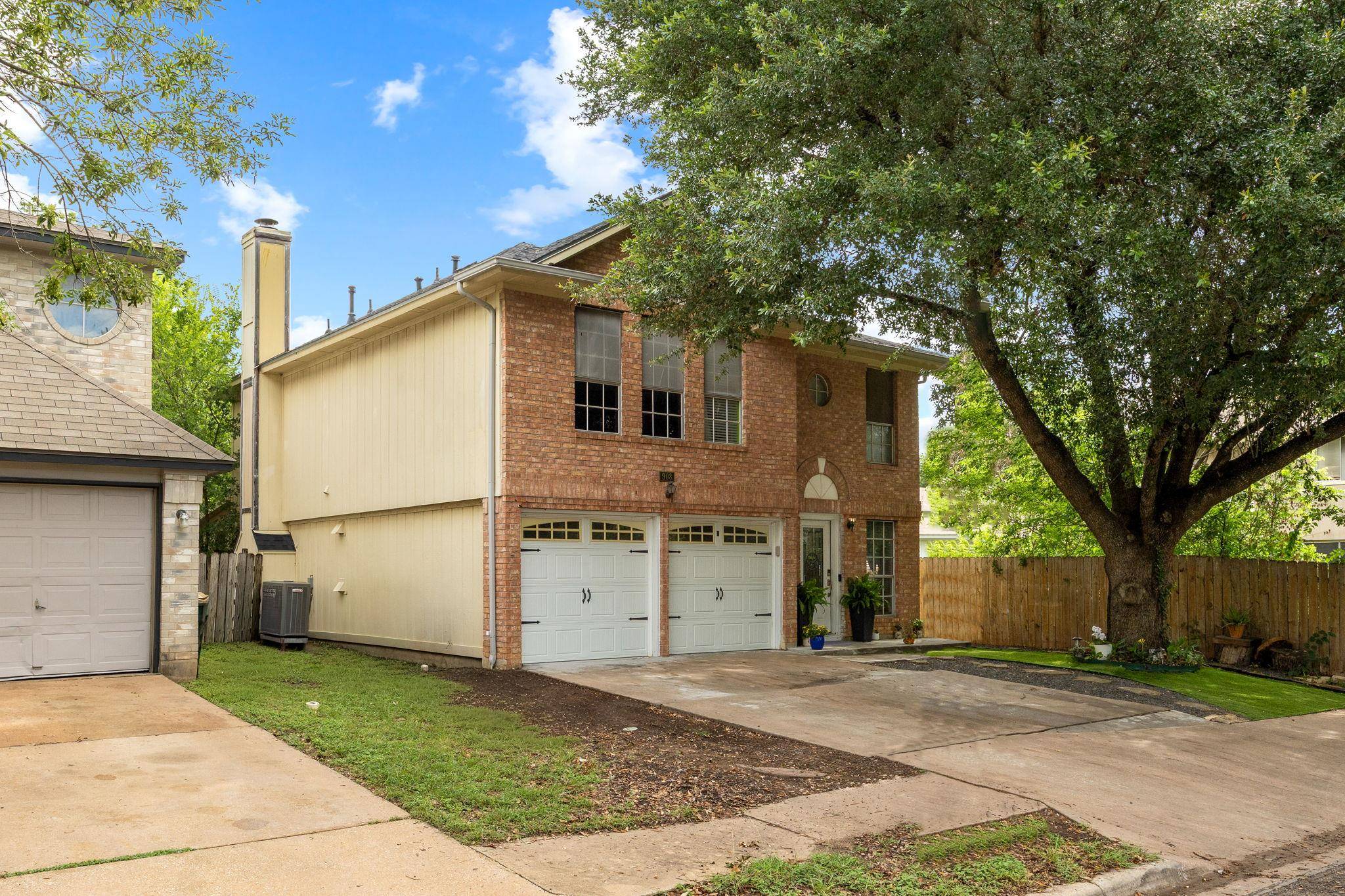 908 Tayside DR, Pflugerville, TX 78660