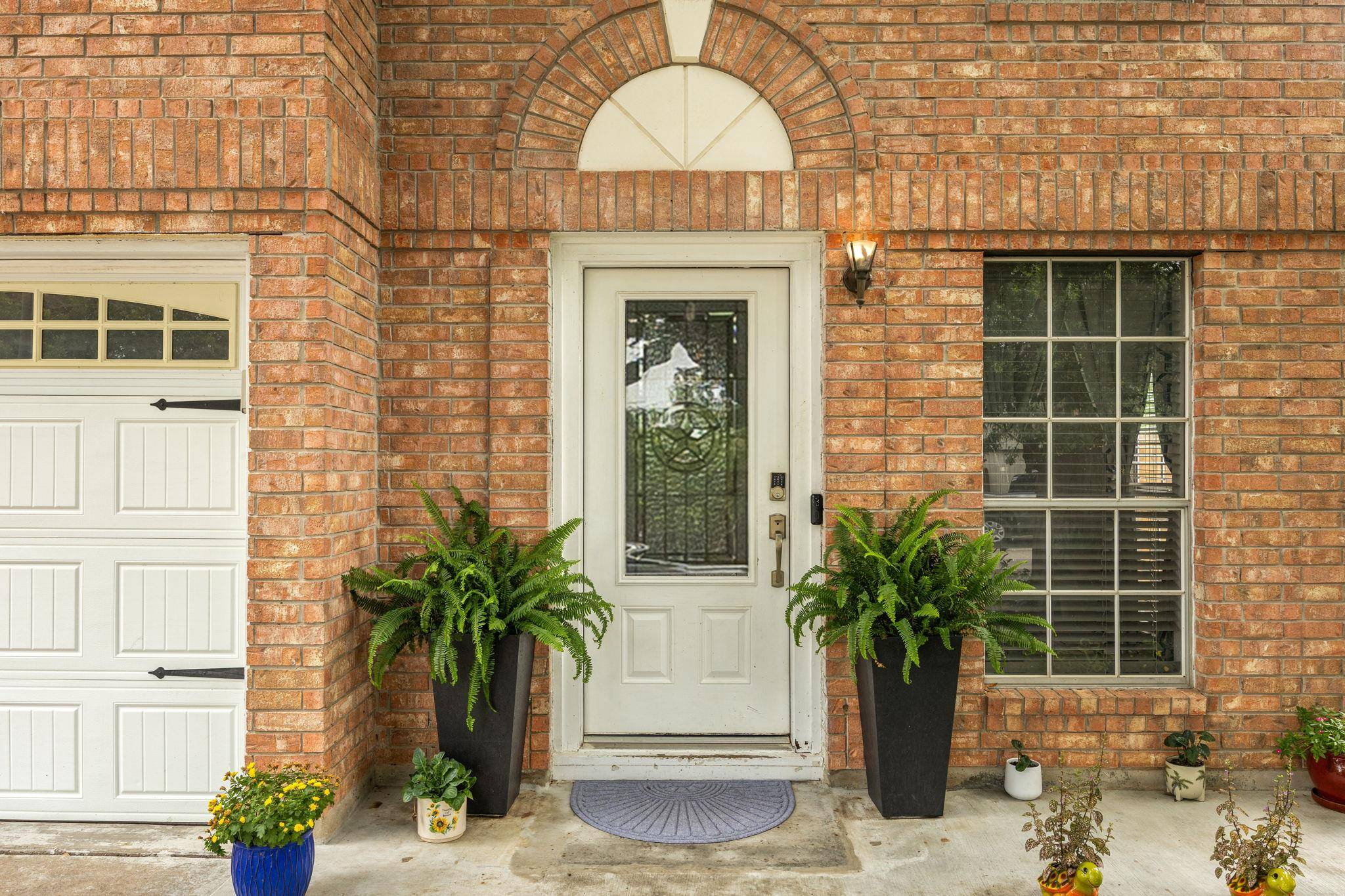 908 Tayside DR, Pflugerville, TX 78660