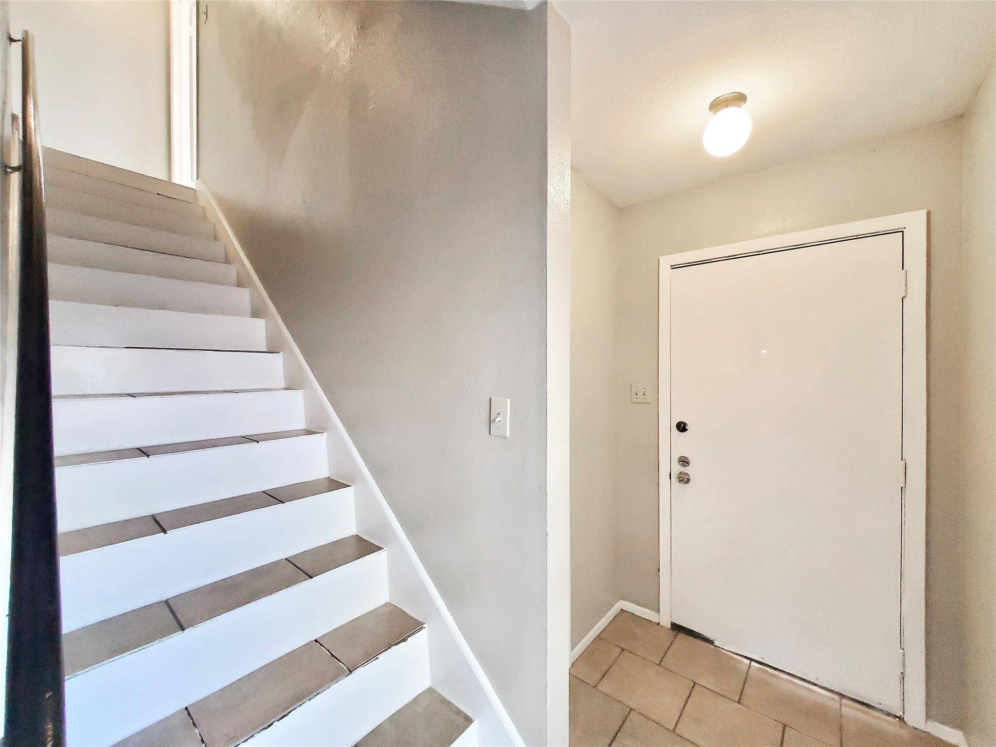 1814 Nicole CIR #B, Round Rock, TX 78664