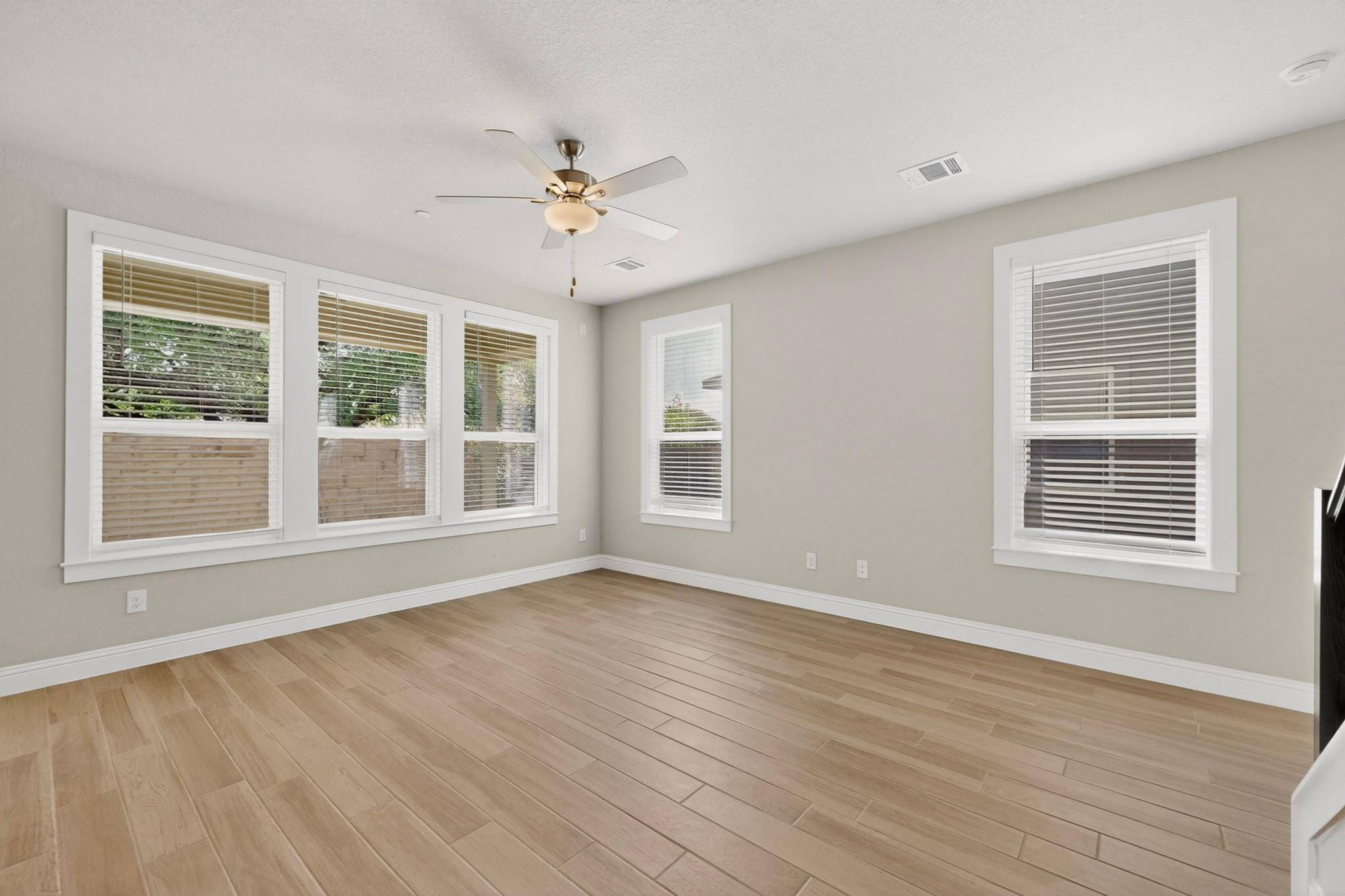 2605 Sam Bass RD #9, Round Rock, TX 78681